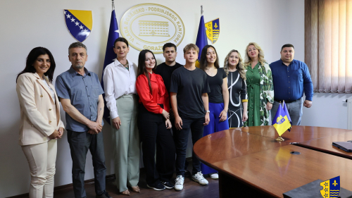 GTECH finale u Sarajevu pokazalo inovativnost učenika srednjih škola: Pobjednički tim učenici MSŠ “Enver Pozderović” iz Goražda