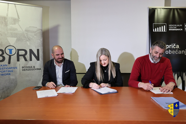 O temi: Kako učiti i podučavati o ratu u BiH te upotreba Baze sudski utvrđenih činjenica rata