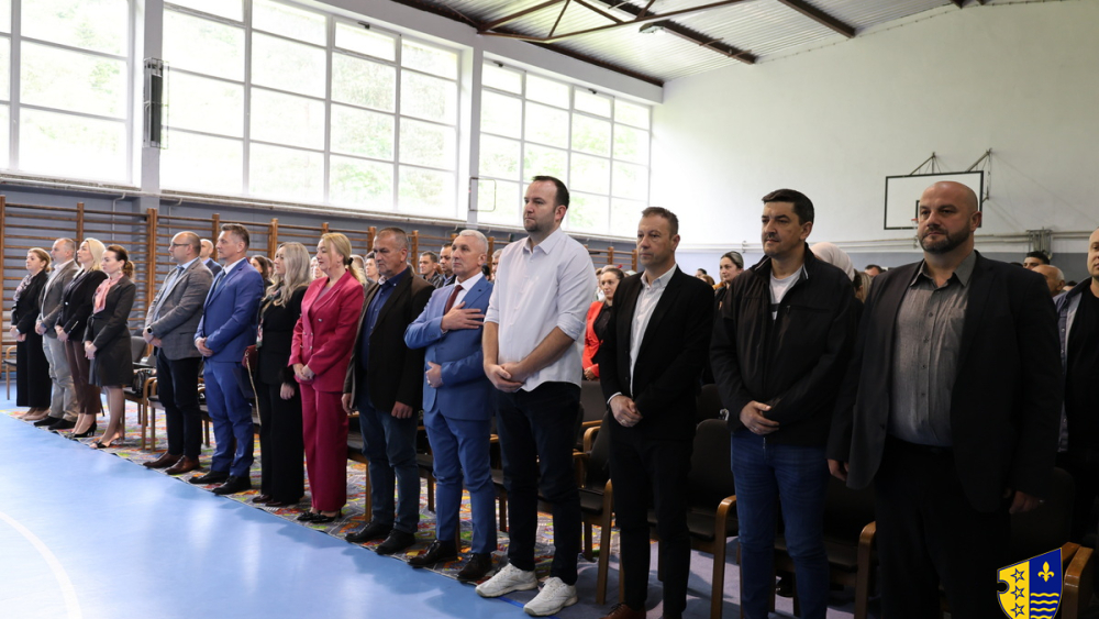 Nizom prigodnih sadržaja OŠ „Mehmedalija Mak Dizdar“ Vitkovići obilježila Dan škole