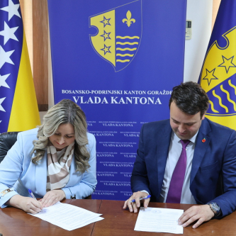 Potpisan ugovor o realizaciji projekta „Izgradnja novog objekta – svlačionica“ u Vitkovićima, izdvojeno 412.000 KM